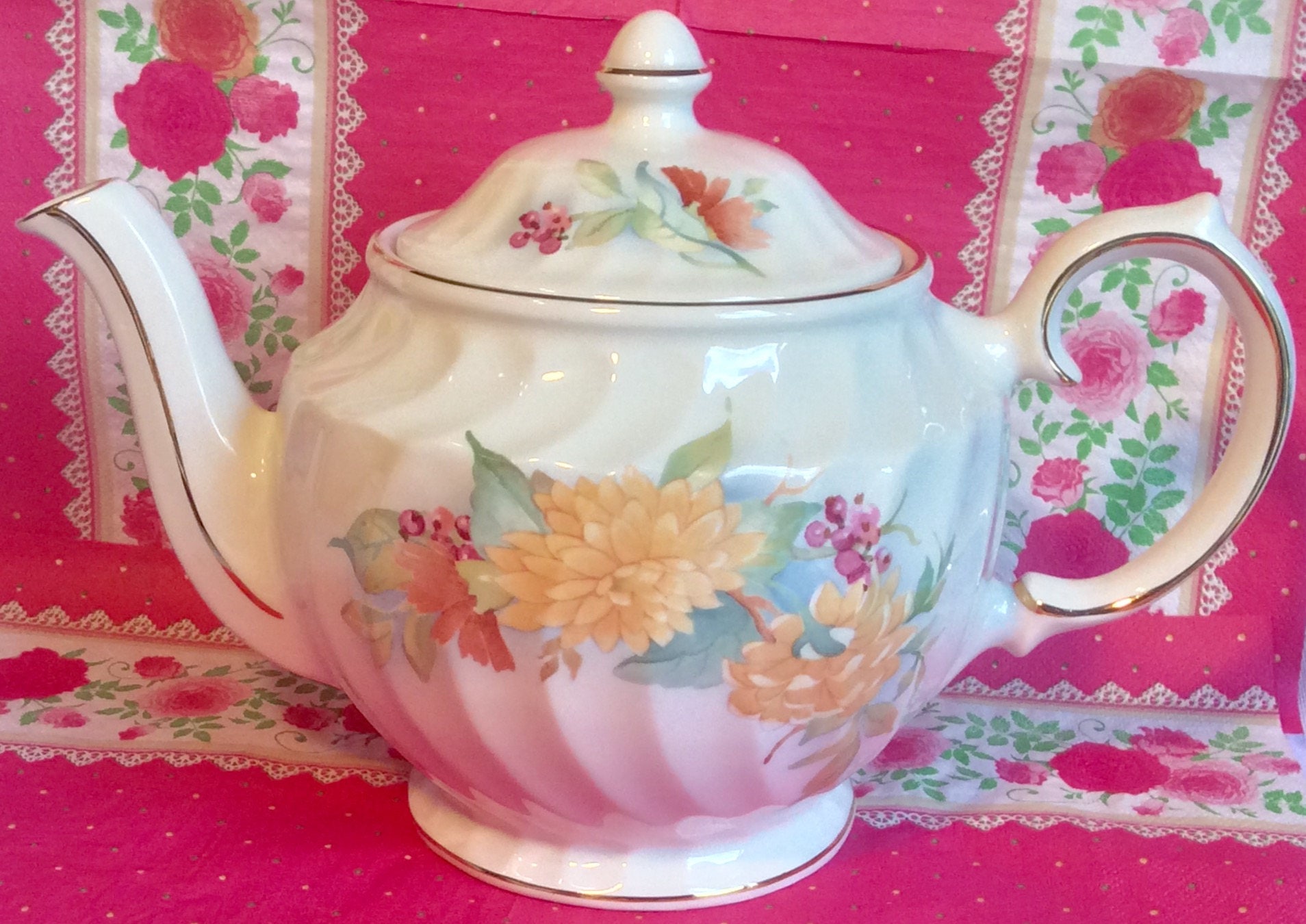 Pretty in PinkVintage Sadler Swirl Teapot England Etsy