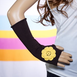 Brown Arm Warmers / Fingerless Gloves image 1