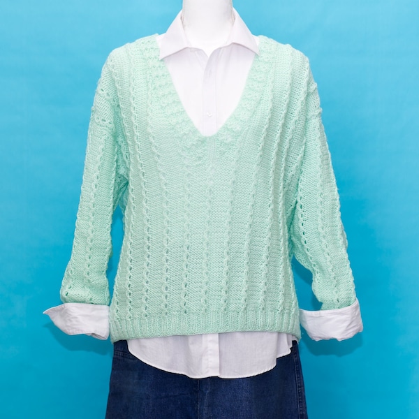 Vintage 1980s Pastel Green Deep V Neck Sweater | Large