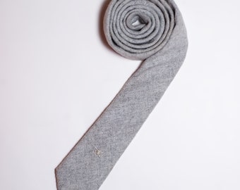 Vintage 1980s Gray Sergio Valente Skinny Necktie