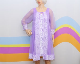 Vintage 1960s Lavender Peignoir Set Nightgown & Robe | Small / Medium