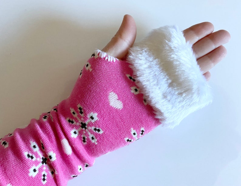 Girl's Pink Snowflake Arm Warmers / Fingerless Gloves image 3