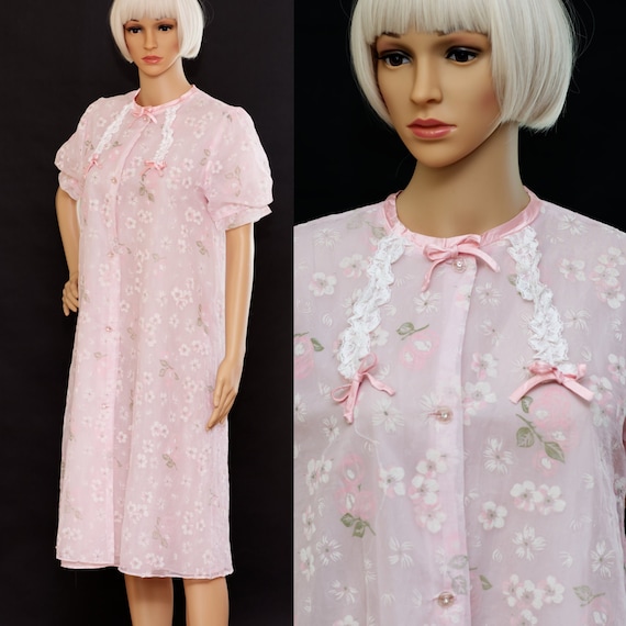 Vintage 1950s Pink Chiffon Floral Housecoat | Med… - image 1