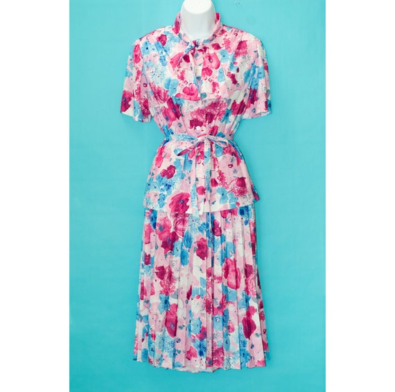 Vintage 1970s Floral Skirt Set | Tie Collar Blouse
