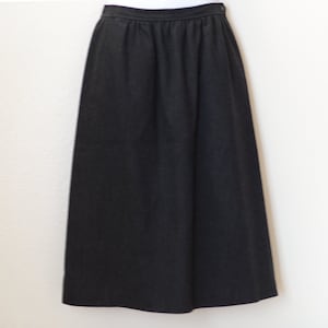 Vintage 1970s Evan Picone Skirt Charcoal Gray | Medium  | i-6