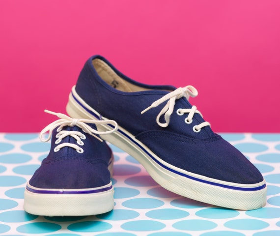 Navy shoes size 5 2025