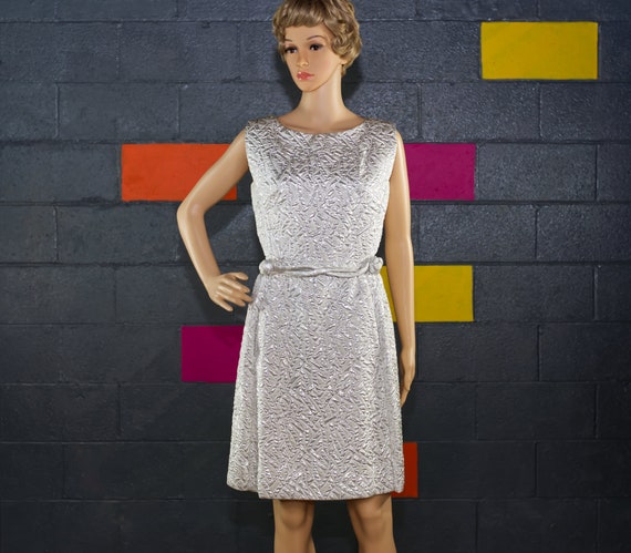 Vintage 1960s Quilted Metallic Dress | Small / Me… - image 2