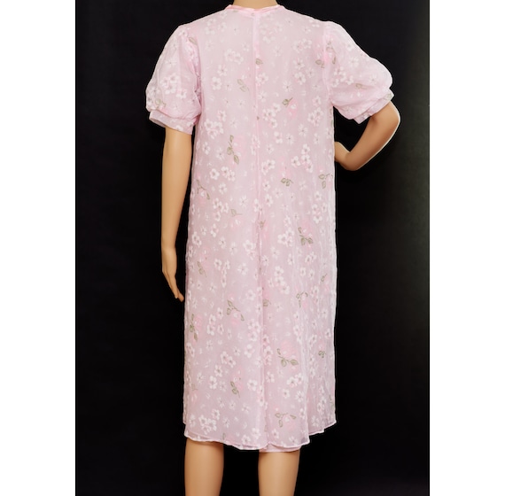 Vintage 1950s Pink Chiffon Floral Housecoat | Med… - image 4