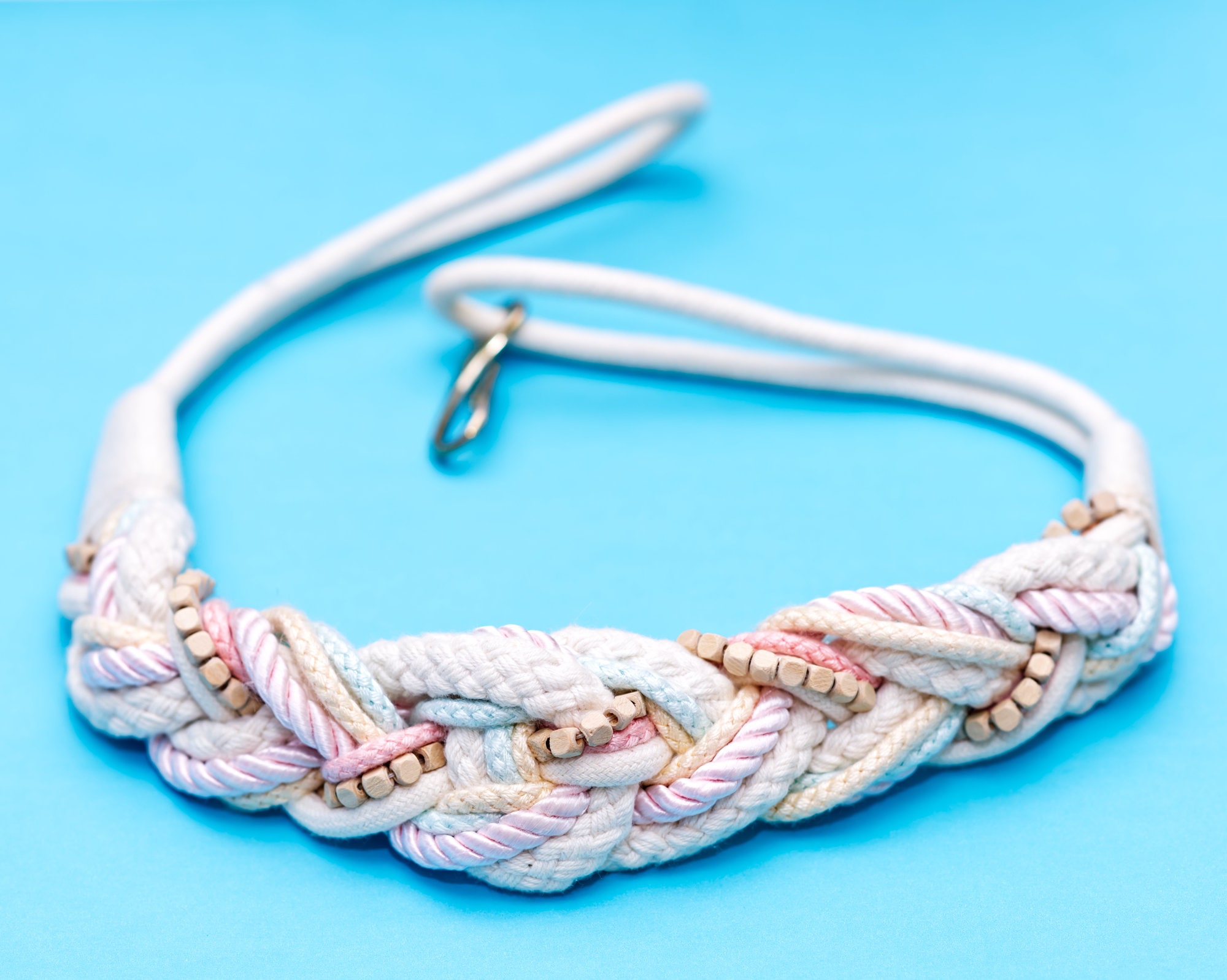 Vintage Braided Cord Stretch Belt Pastel 80s Vintage Pastel Braided Stretch Belt Cream Beaded Pearl Nylon  main image 4