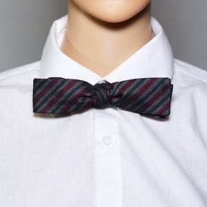Vintage 50s/60s Silk Skinny Bow Tie - Red Black Stripe
