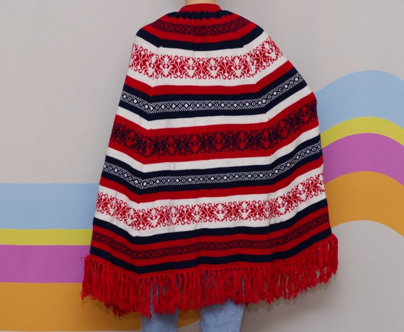 Vintage 1960s Sweater Cape Poncho - image 3