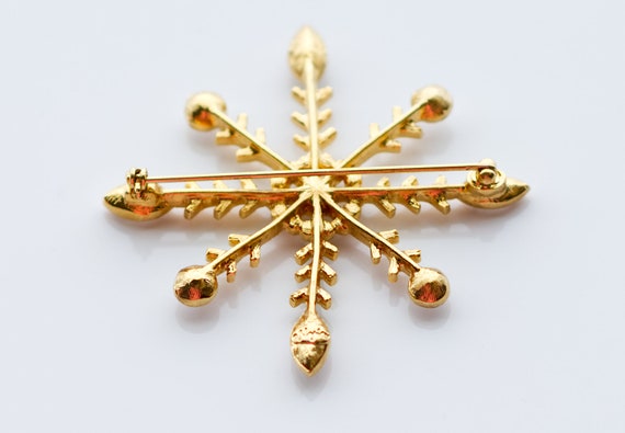Vintage Snowflake Brooch by Napier - image 4
