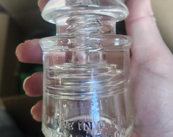 Vintage Pyrexglas Isolator