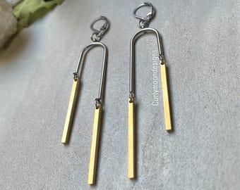Gemengde metalen oorbellen, gemengde metalen sieraden, architecturale oorbellen, minimalistische oorbellen, zilver, goud, messing oorbellen, stalen oorbellen