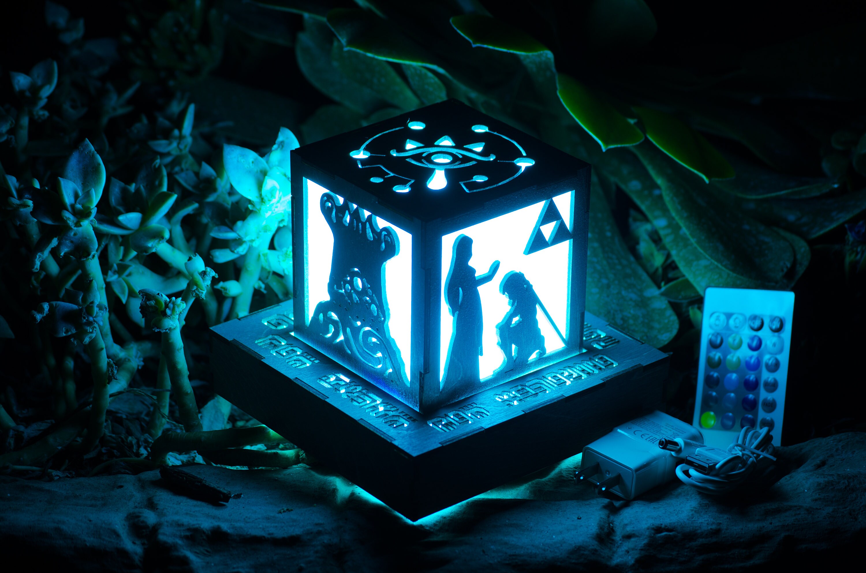 Zelda Breath of the Wild- Link Adventures inspired Color Changing Lan…