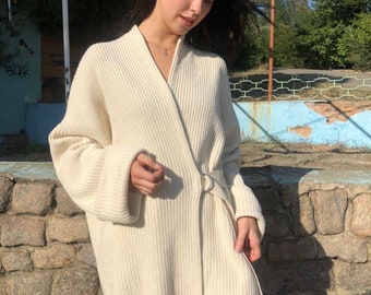 Elegant oversized ivoorkleurig vest - luxe mix van kasjmier en merinowol voor los gebreid damescomfort