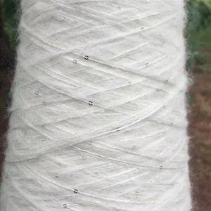 Blanc doux kid mohair paillettes fil sur cône, fil mohair paillettes par 100 g/3,52 oz, fil mohair, fil à tricoter à la main
