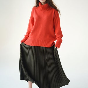 Khaki Knitted Pleat Merino Wool Skirt, Women&#39;s Woolen Pleated Midi Skirt, Autumn Winter Women Skirt