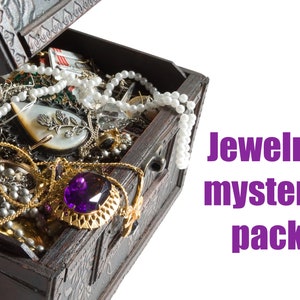 Lote de joyería al por mayor, caja de joyería misteriosa, paquete de joyería sorpresa aleatoria, puede incluir pulsera, anillo, arete, collar y broche imagen 1