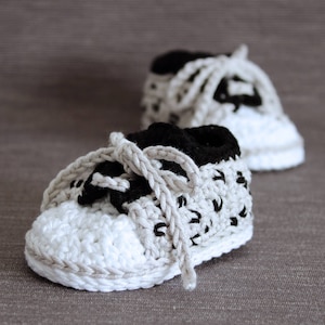Crochet PATTERN  baby sneakers with cheetah print