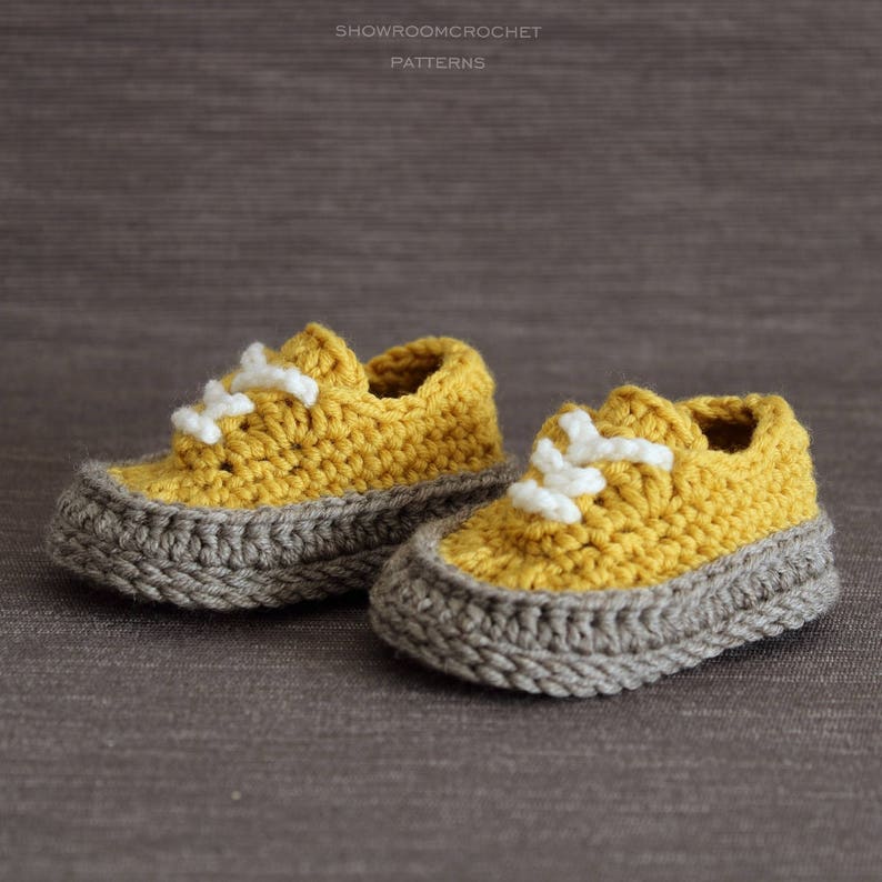 Crochet PATTERN baby Classis sneakers image 2