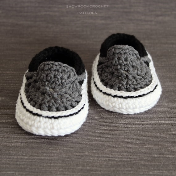 Crochet baby shop vans pattern