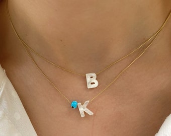 Parel monogram ketting, eerste ketting, gouden ketting, gepersonaliseerde sieraden, cadeau voor haar, gemaakt in Griekenland.