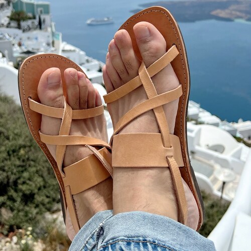 sandals me