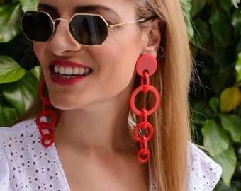 Boucles d'oreilles Red Hoop, Boucles d'oreilles Clip On, Boucles d'oreilles longues, Boucles d'oreilles rondes, Cadeau pour elle, Fabriqué en Grèce.