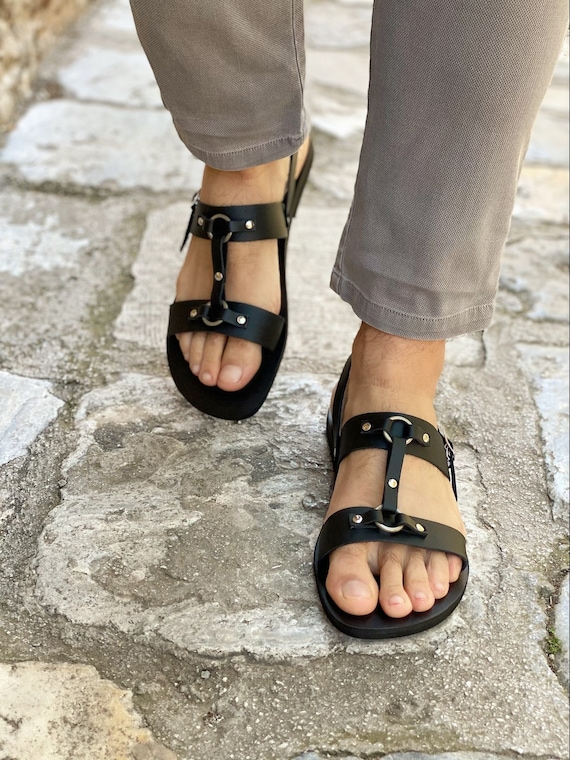 sandals for men