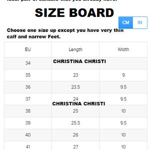 Puede incluir: Tabla de tallas para sandalias en tallas espa&ntilde;olas para mujeres, que muestra las tallas europeas (EU), la longitud en cent&iacute;metros y el ancho en cent&iacute;metros. La tabla incluye el nombre de la marca Christina Christi.