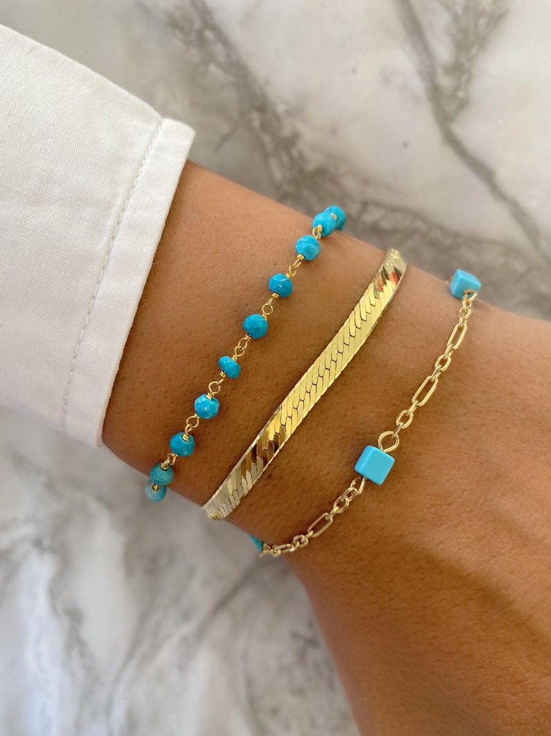 Turquoise Beaded Rosario, Turquoise armbanden, sierlijke armbanden, kettingarmband, cadeau voor haar, gemaakt van verguld sterling zilver 925. afbeelding 2