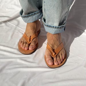 Sandálias masculinas, chinelos de couro masculinos, sandálias de verão, sandálias gregas, sapatos de verão imagem 4