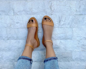 The Best Sandal Brands - Cutest Sandals for Women