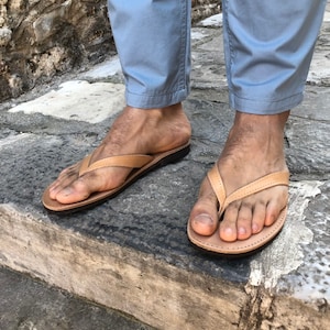 Catata Mens Leather Sandals Three Musketeers Thong Flip Flops Roman Slip on Slippers Catata Mens Leather Sandals Three Musketeers Thong Flip Flops Roman Slip on Slippers