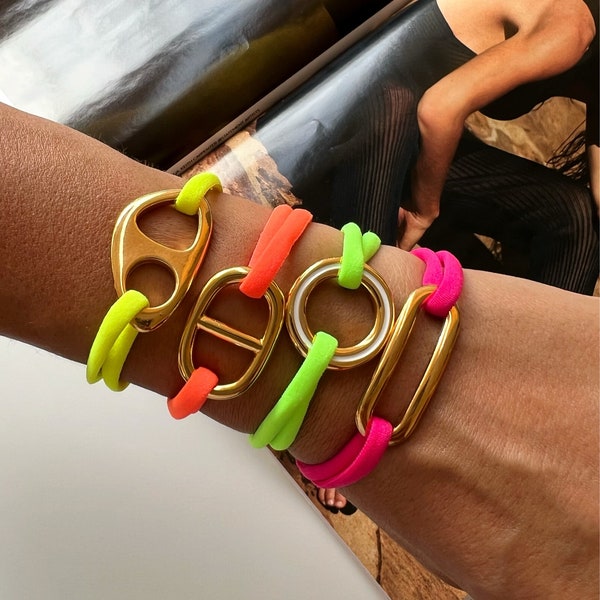 Bracelets de ruban colorés, bracelets colorés, bracelet d'été, bracelets multicolores, bracelets de plage, bracelets géométriques, cadeau pour elle.
