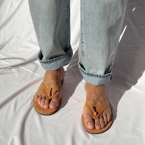 Sandálias masculinas, chinelos de couro masculinos, sandálias de verão, sandálias gregas, sapatos de verão imagem 3