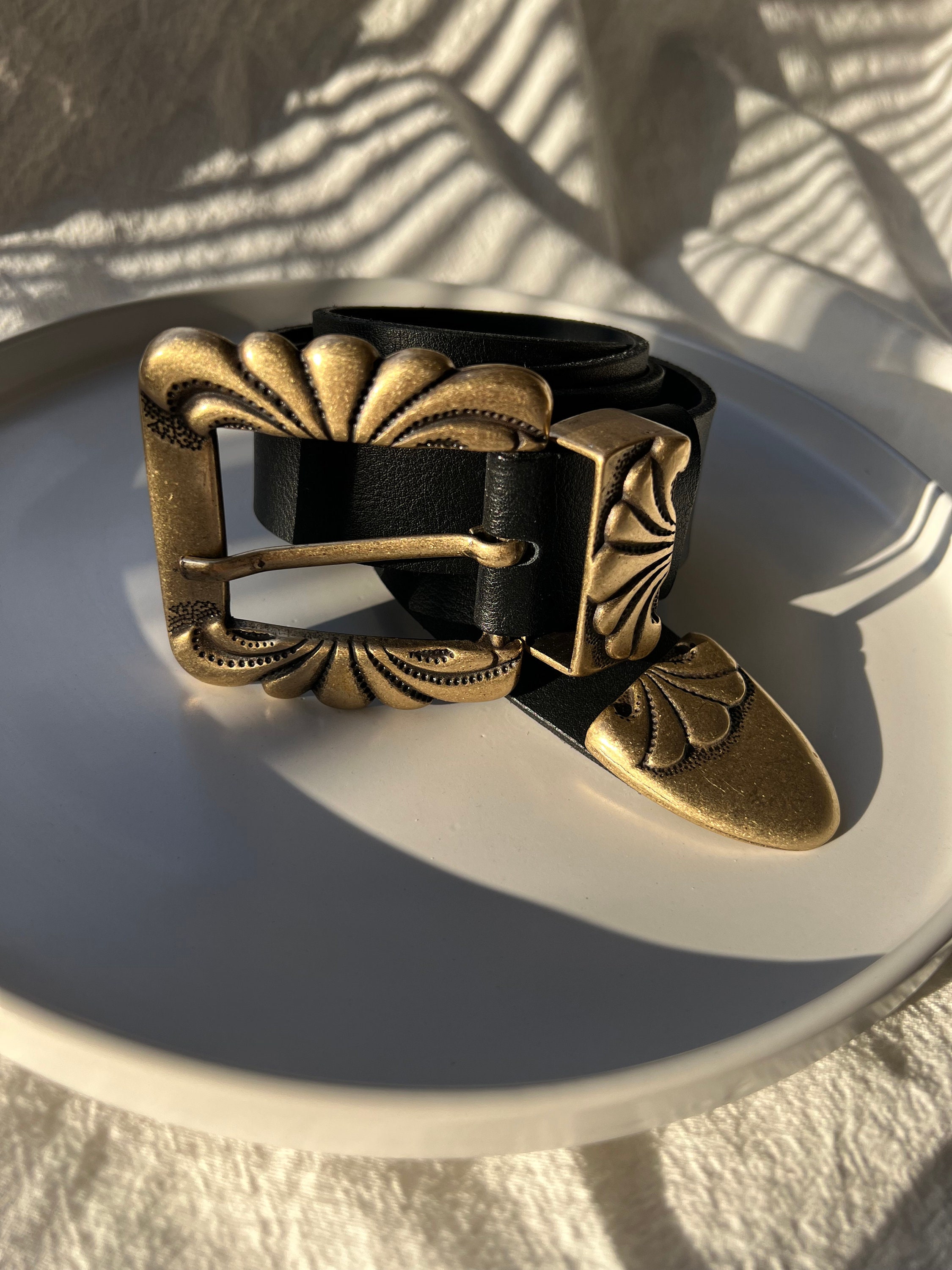 Unique Square Textured Bronze Buckle Black Leather Belt Women\'s Accent RISANTRY Women main image 3