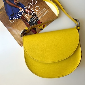 Sac en cuir jaune, sac à bandoulière, sac à bandoulière, petit sac à main, sac fait main, cadeau pour elle, en cuir pleine fleur - Yellow Moon