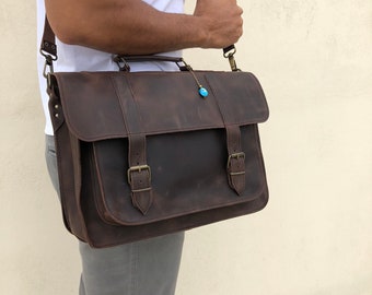 Leather Messenger Bag, Men's Leather Briefcase, Mens Messenger Bag, Leather Laptop Bag, Made from Full Grain Leather.