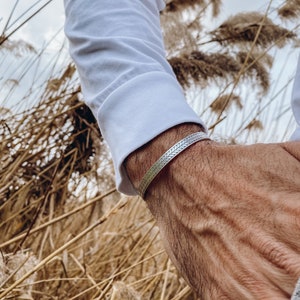 Bracelet homme, Bracelet jonc homme, Bracelet jonc argent, Bracelet manchette homme, Cadeau pour lui, Fabriqué en Grèce, par Christina Christi Jewels. image 3