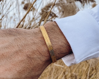 Pulsera para hombre, brazalete para hombre, brazalete de oro, brazalete para hombre, regalo para él, hecho en Grecia, por Christina Christi Jewels.