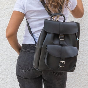 Backpack, Women Leather Backpack, Black Backpack Purse, Leather Rucksack, Gift for Her, Made from Full Grain Leather, LARGE.
