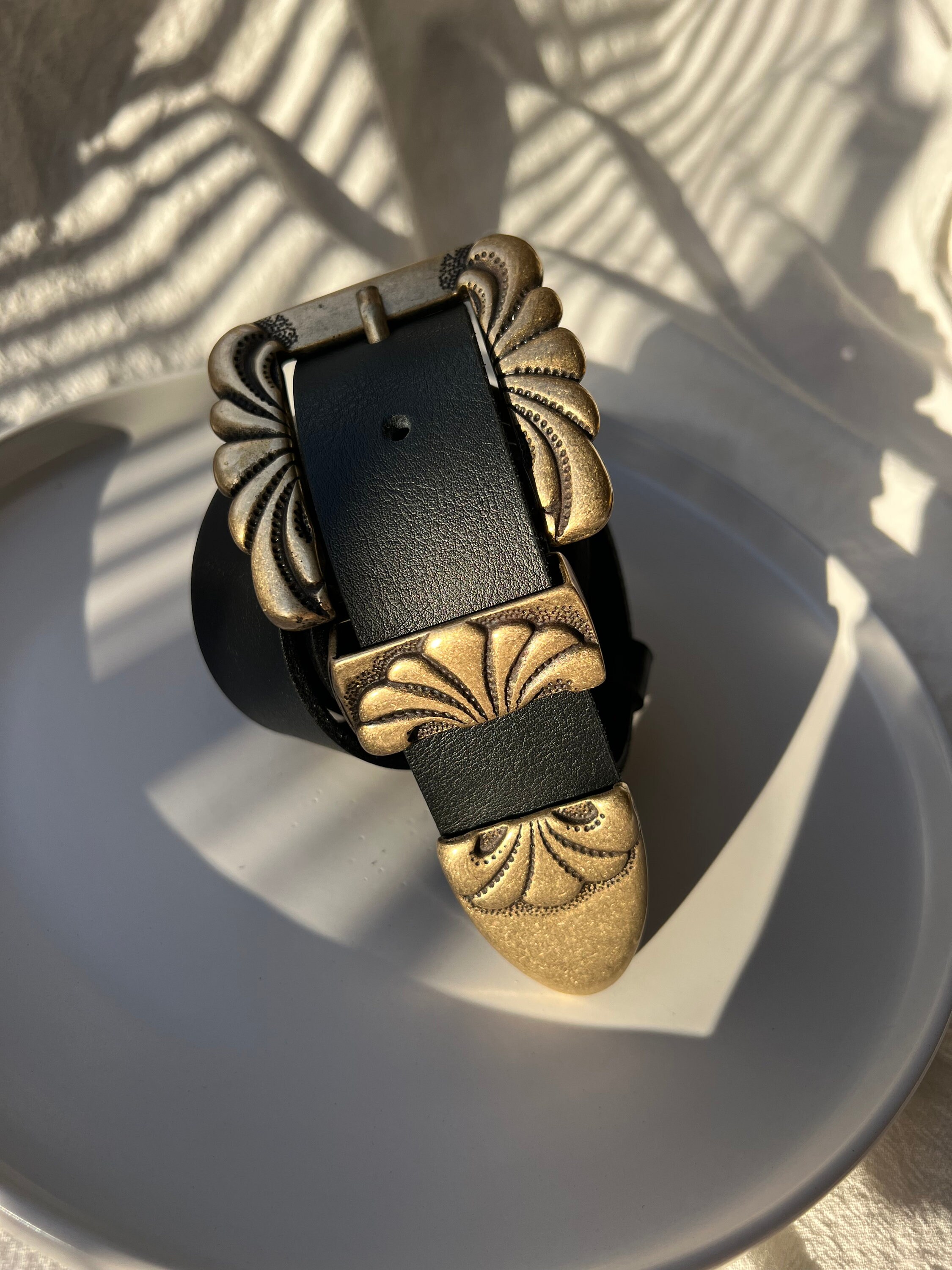 Black Leather Belt, Women Belt, Handmade Ethnic Bronze  display picture 1