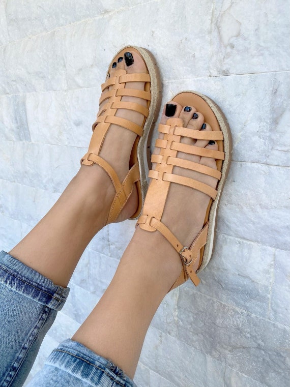 Sandalias doradas sandalias de cuero para mujeres sandalias | Etsy México
