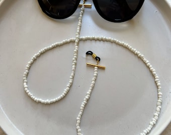 White Glasses Chain, Sunglasses Chain, Glasses Holder, Eyeglasses Chain, Laces for Sunglasses, Sunglasses Holder. (CHRISTI-LACES)