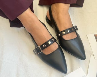 Mules de piel negra, mules para mujer, zapatos sin cordones, sandalias de verano con tachuelas y correas ajustables.