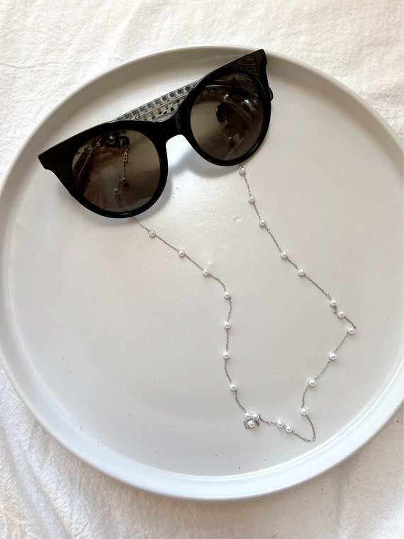 Eyeglass Chains for Women | Colored Beaded Sunglass straps Eyeglass Holder  Sunglasses Cord Cute Sunglasses Chain for Women (colored 14)