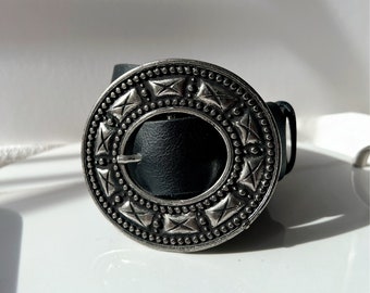 Round Buckle Belt Women, Black Leather Belt, Gift for Her, Made from Real Genuine Leather.