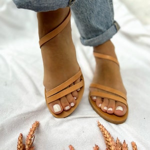Sandales en cuir grecques, sandales pour femmes, sandales noires, chaussures d'été, cadeau pour elle, 100 % cuir véritable. Marron